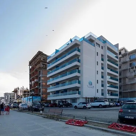 D&s Beachfront Apartment