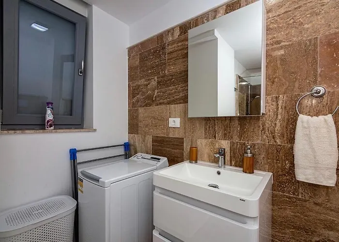 Wave 2 Bia Apartament Năvodari